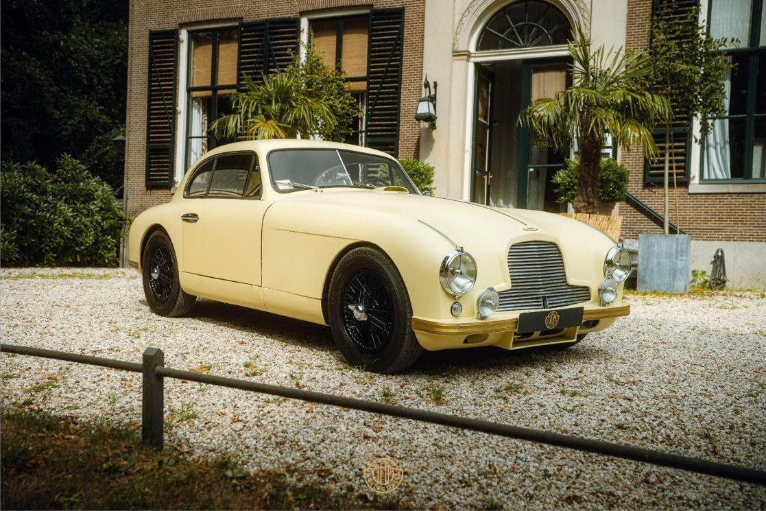 Aston Martin DB 2 Vantage Mille Miglia uit 1953